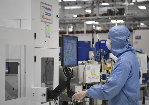 ASML CEO警告 若继续对中国封锁高端光刻机，未来或需反向进口